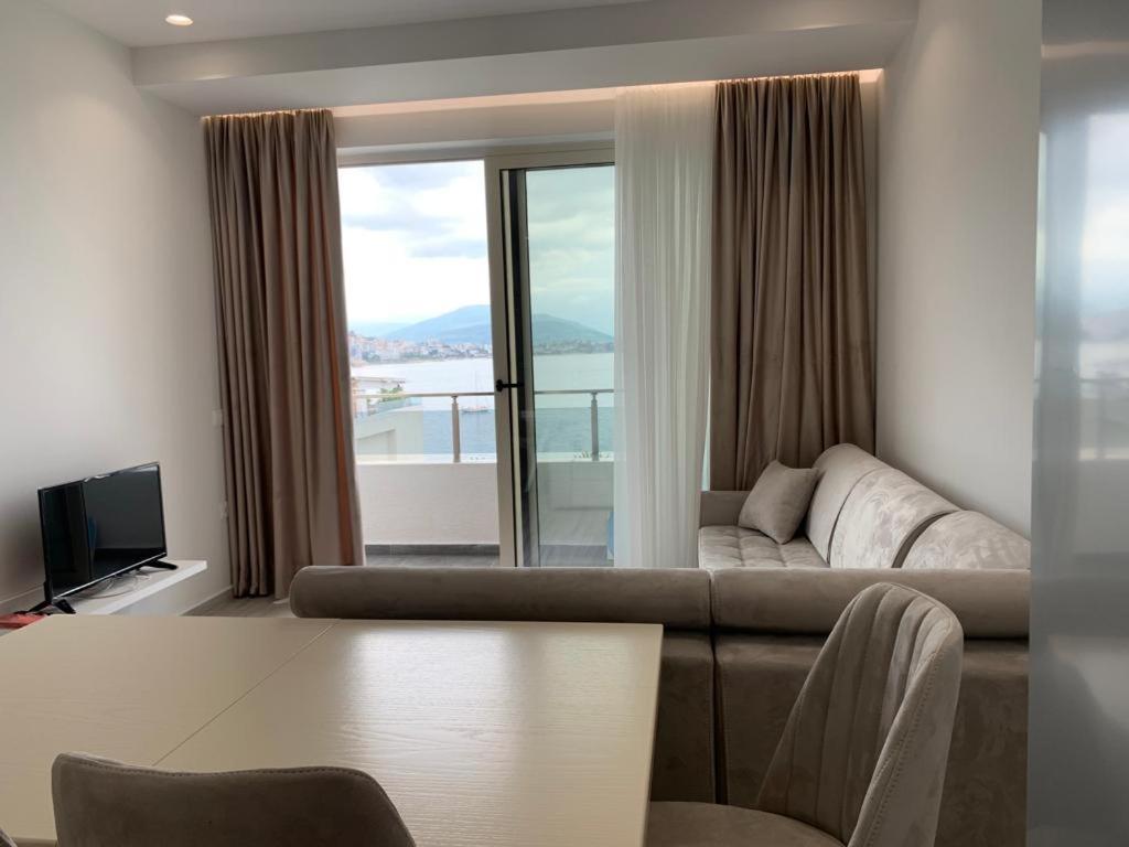 Delfin Apartments Sarande Luaran gambar