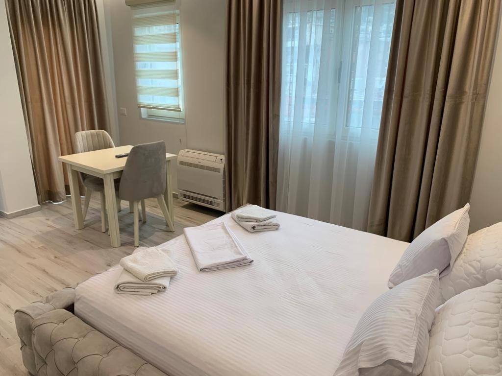 Delfin Apartments Sarande Luaran gambar