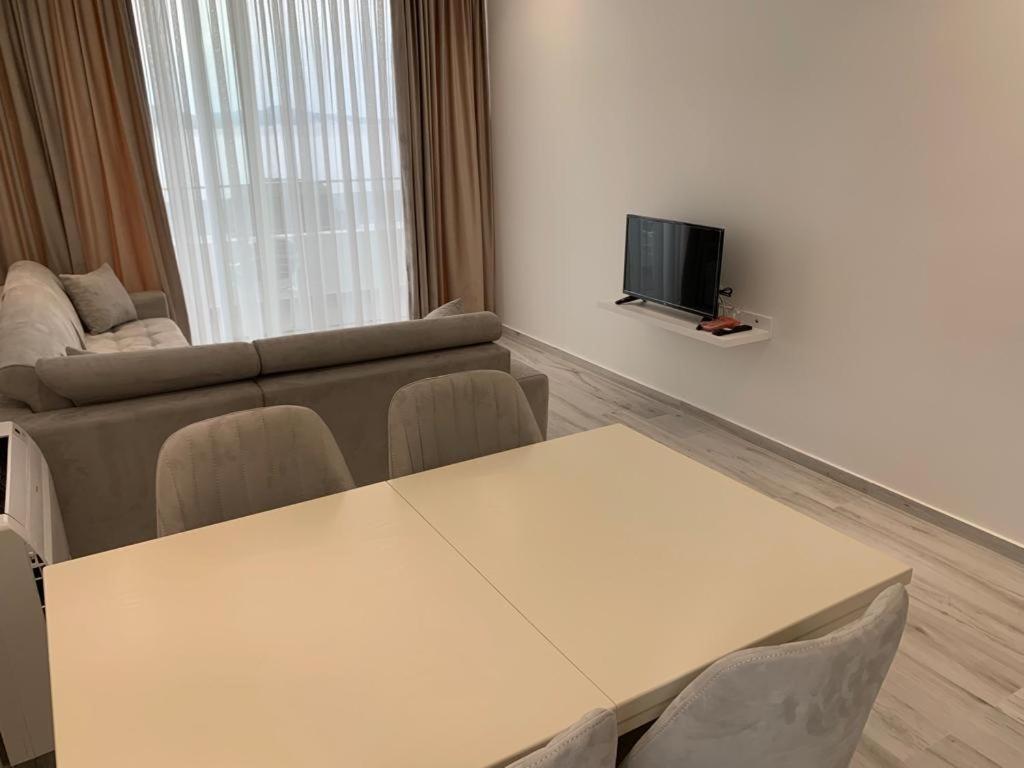 Delfin Apartments Sarande Luaran gambar