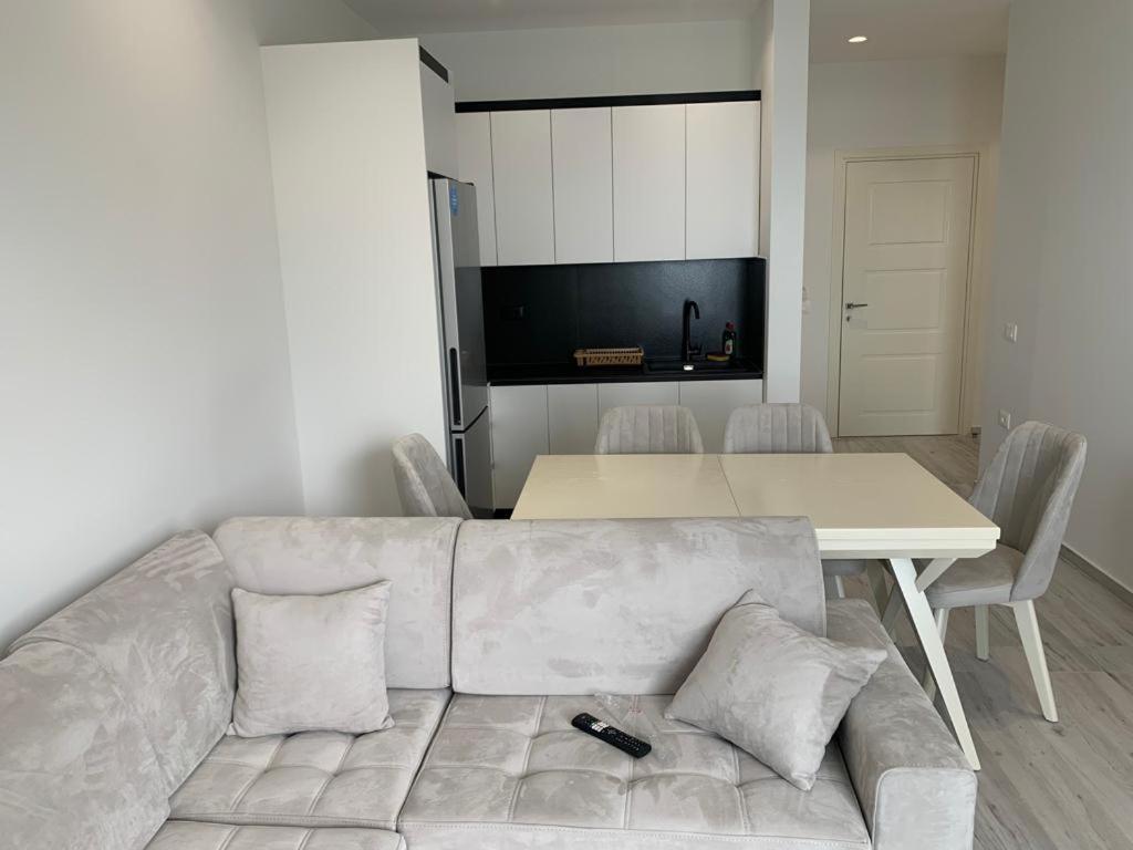 Delfin Apartments Sarande Luaran gambar