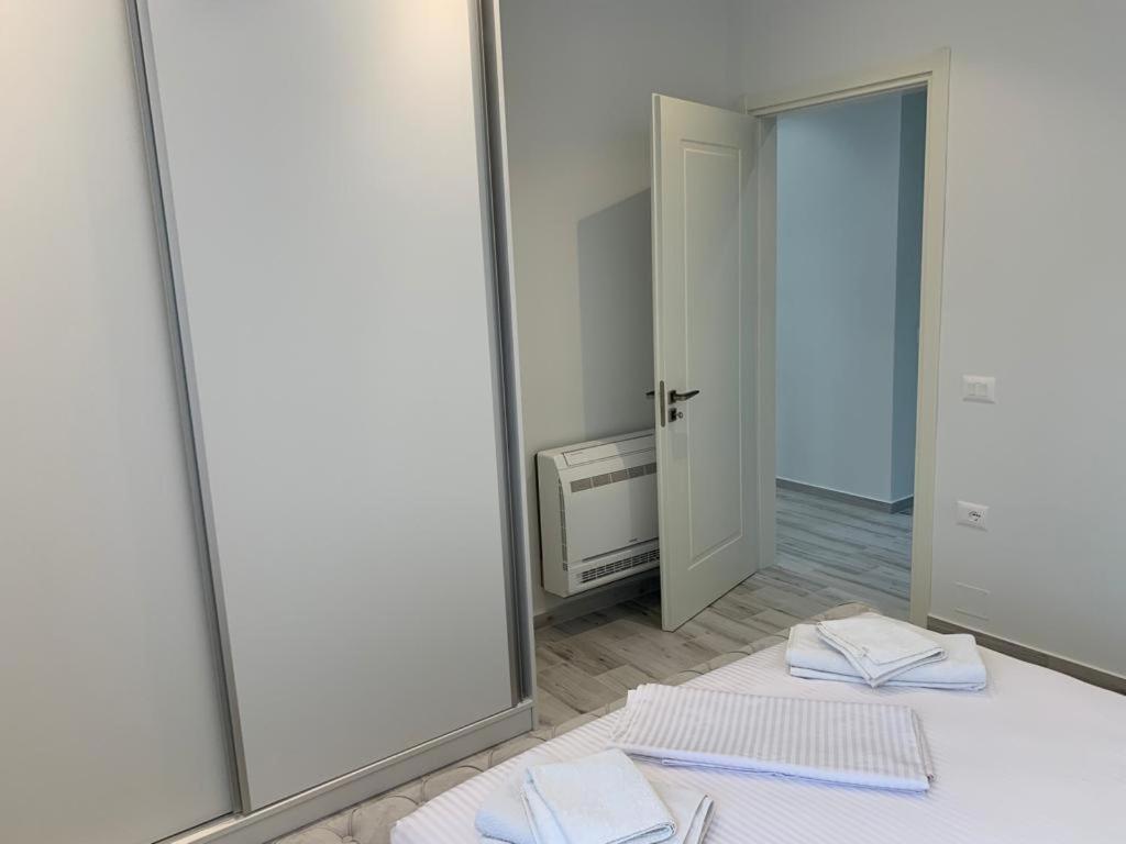 Delfin Apartments Sarande Luaran gambar