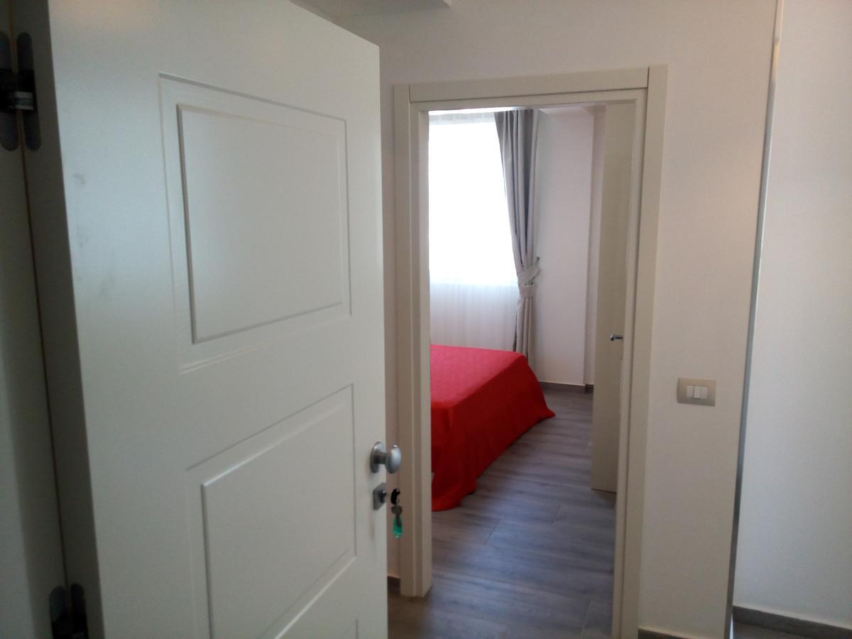 Delfin Apartments Sarande Luaran gambar
