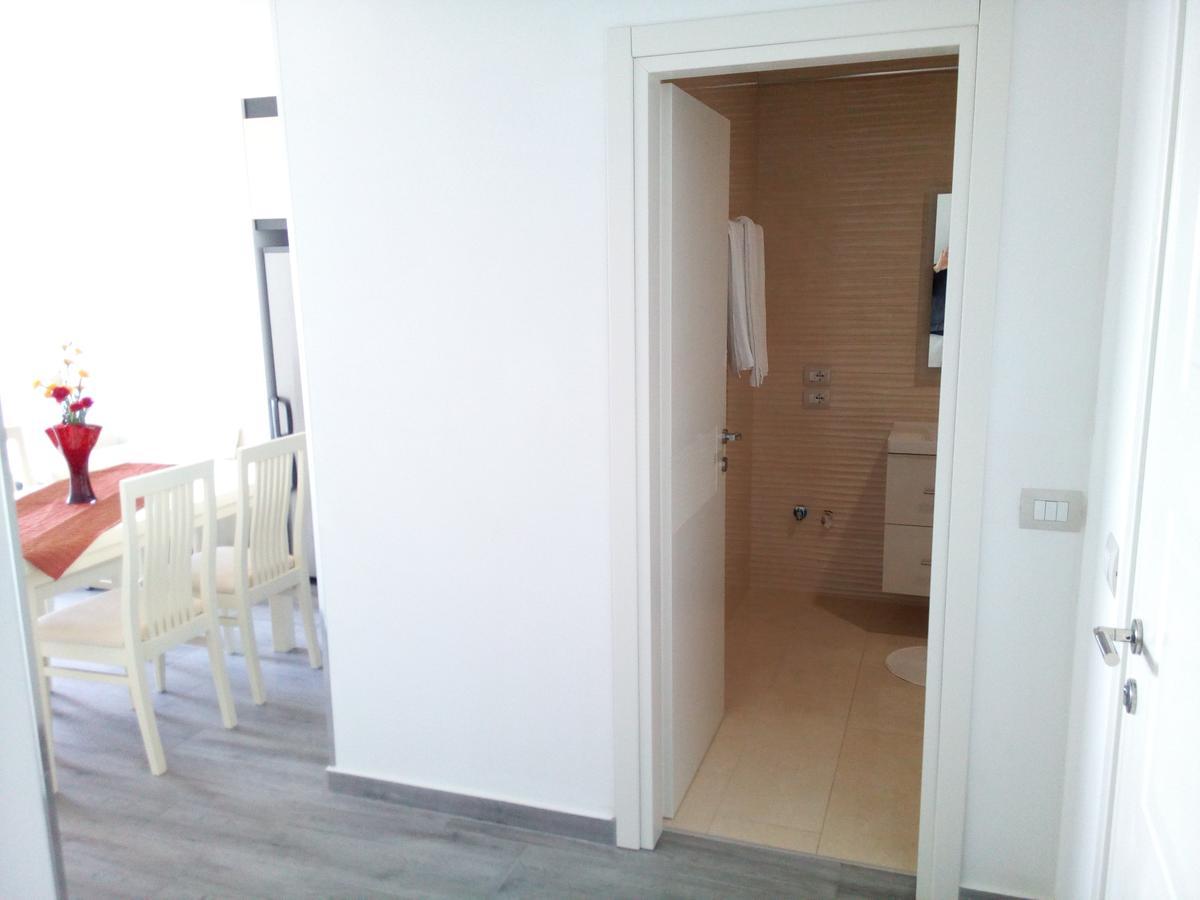 Delfin Apartments Sarande Luaran gambar